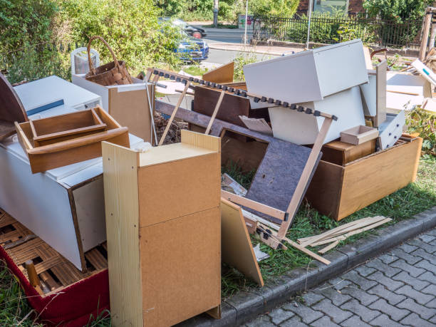 Best Office Junk Removal  in London, CA